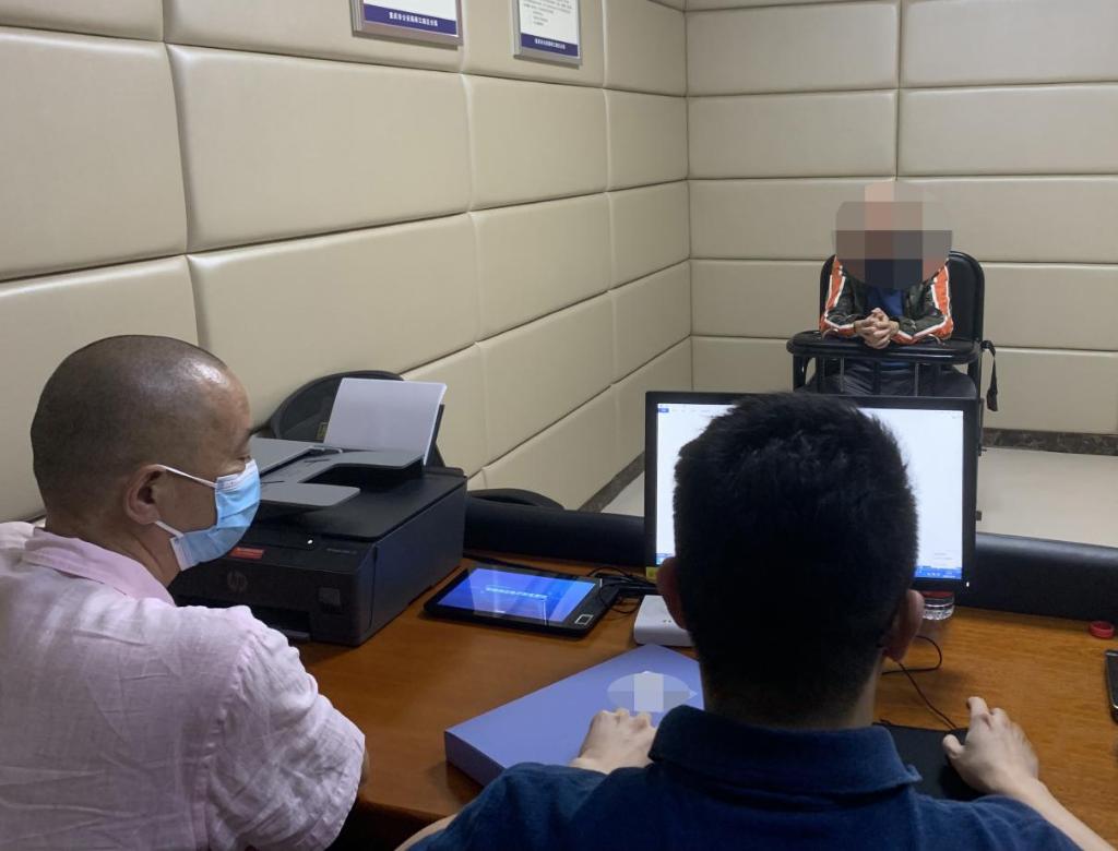 重庆两江新区合同诈骗案_股票配资合同_370余万股票配资款被骗