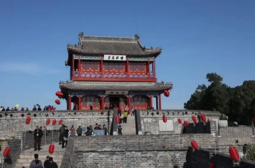 山海关景区管理不善导致游客流失的教训_山海关景区5A级由盛到衰再到复兴的警示故事_山海关5a景区