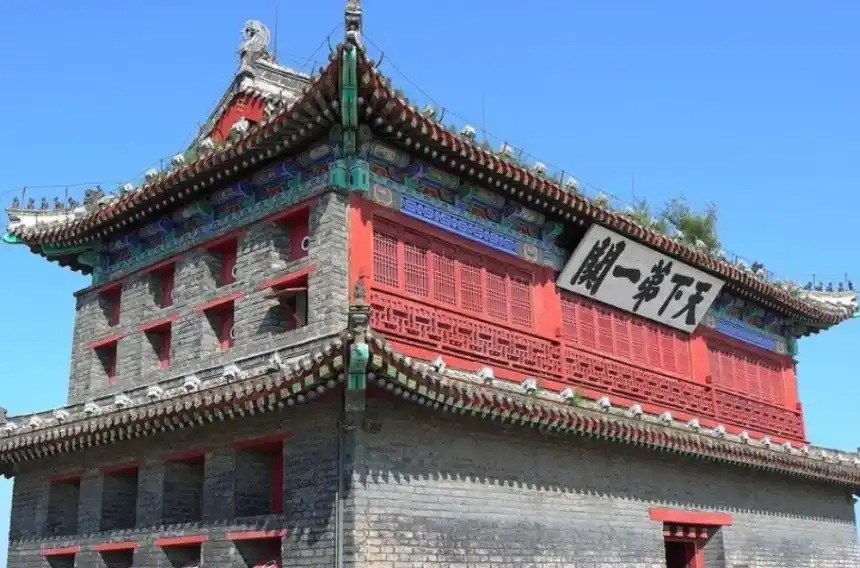 山海关5a景区_山海关景区管理不善导致游客流失的教训_山海关景区5A级由盛到衰再到复兴的警示故事
