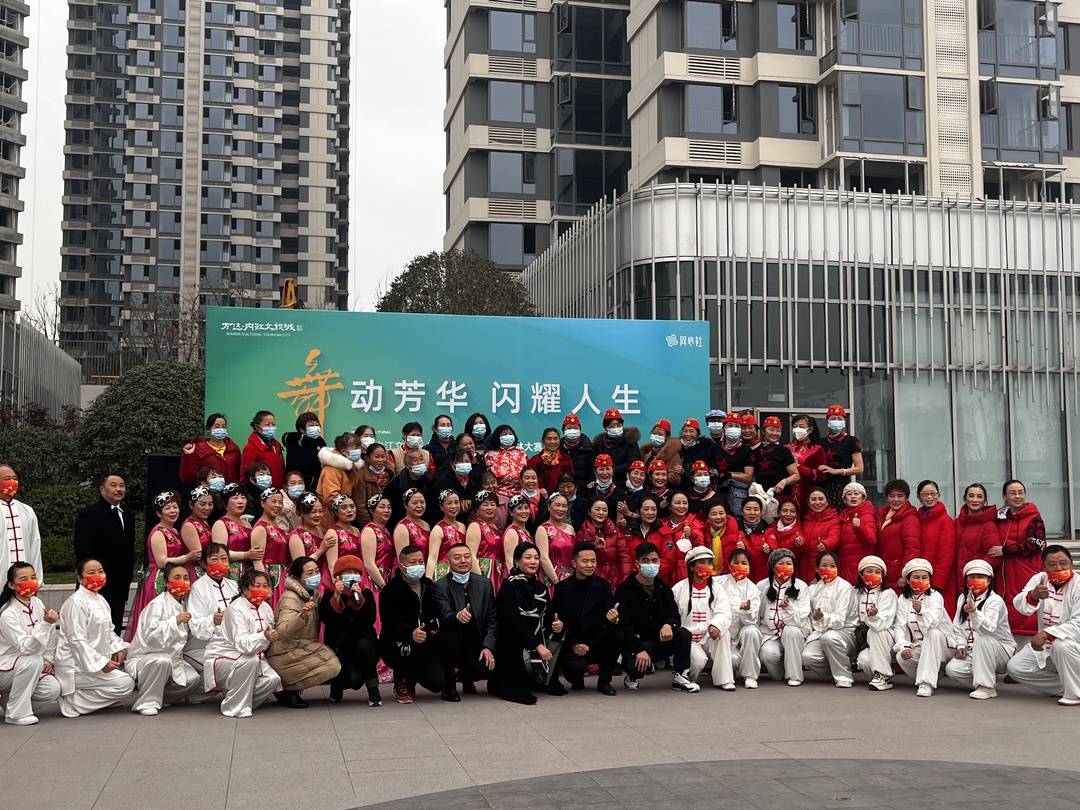 万达内江文旅城观湖交付_万达内江文旅城建筑美学_万达城