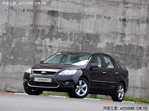 福特 长安福特 福克斯 2011款 三厢 2.0L AT豪华型